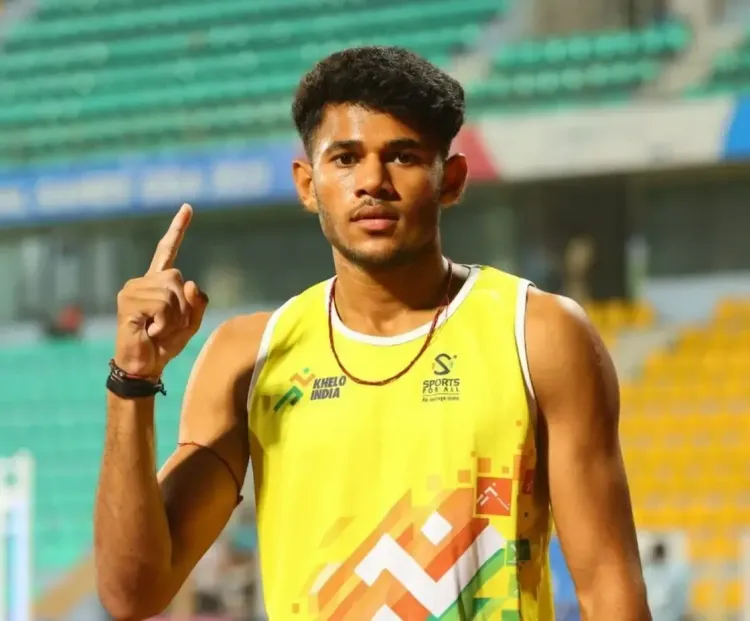 क्या भारत के टॉप पोल-वॉल्टर को टीटीई ने ट्रेन से उतारा? वायरल वीडियो से विवाद बढ़ा