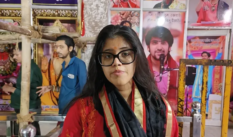 'हनुमान अंश' प्रोड्यूसर अनुप्रिया नागर बागेश्वर धाम पहुंचीं, बोलीं — भारतीय संस्कृति को विश्व तक पहुंचाना है लक्ष्य