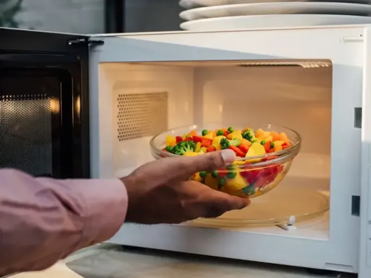 क्या भोजन को बार-बार गर्म करना स्वास्थ्य के लिए हानिकारक है?