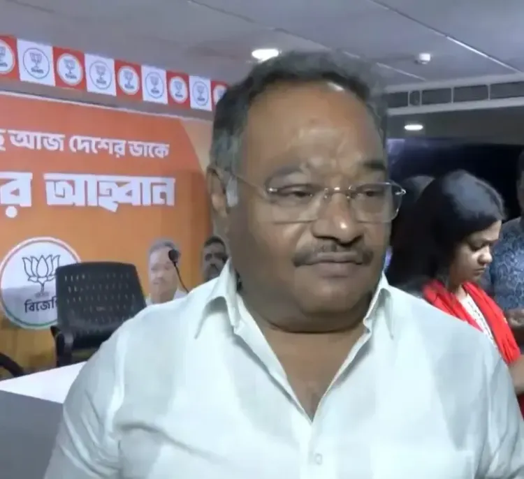 पश्चिम बंगाल में निवेश का संकट: समिक भट्टाचार्य का टीएमसी पर गंभीर आरोप