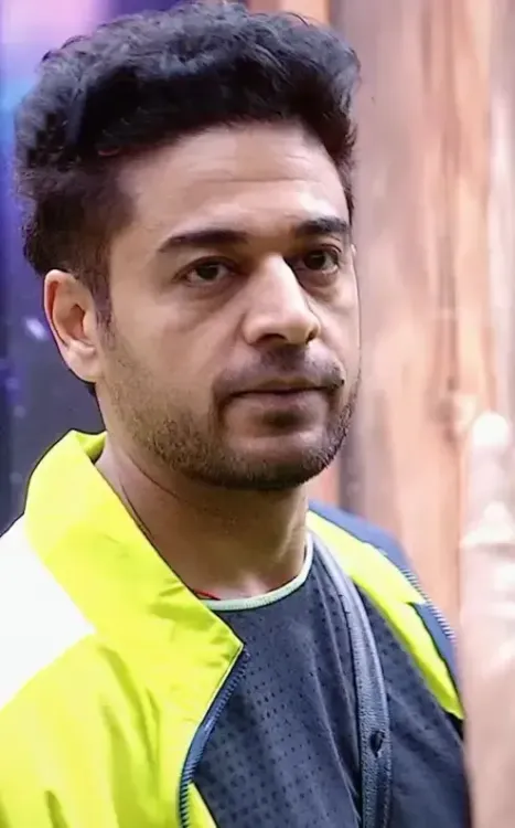 Will Gaurav Khanna Clash with Housemates Over Spoon Cleaning?