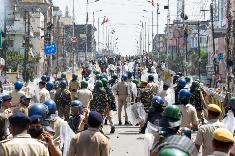 सिवान AK-47 फायरिंग: सिपाही अभिषेक पटेल निलंबित, बिहार बंद हिंसा की विभागीय जांच शुरू