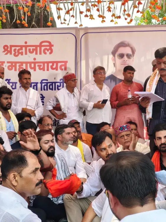 भरत तिवारी कथित एनकाउंटर: भोजपुर में महापंचायत, प्रशांत किशोर ने 15 दिन का अल्टीमेटम दिया