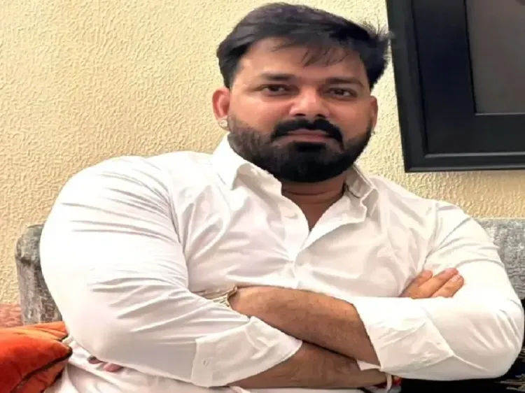 क्या भोजपुरी स्टार पवन सिंह ने अपने वोट से विकास का किया समर्थन?