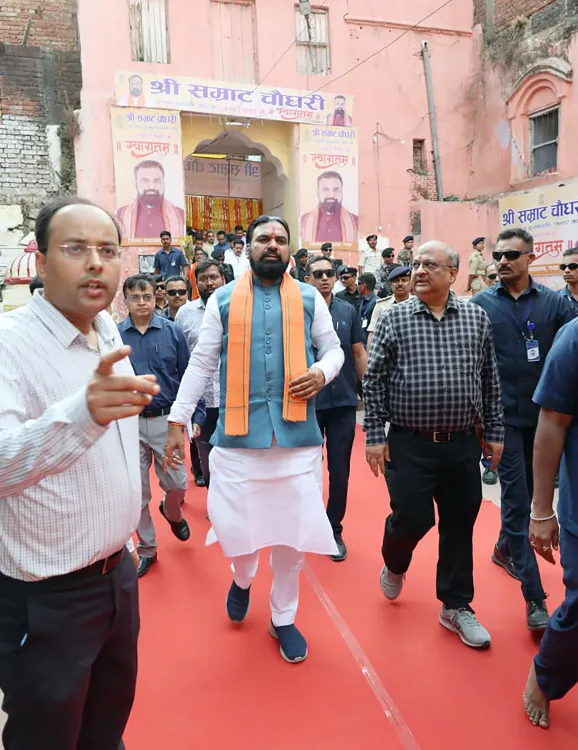 Bihar CM Samrat Choudhary visits Vishnupad Temple on Buddha Purnima, reviews Gaya corridor