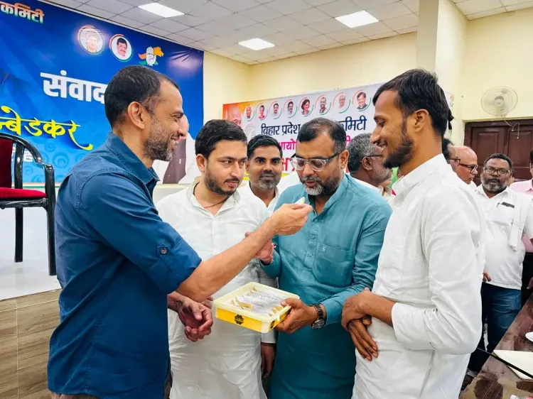 बिहार कांग्रेस: मृणाल यादव बने प्रदेश उपाध्यक्ष, सदाकत आश्रम में प्रभारी और अध्यक्ष से की मुलाकात