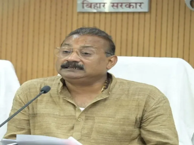 Has the Bihar government approved over 30,000 km of rural roads?