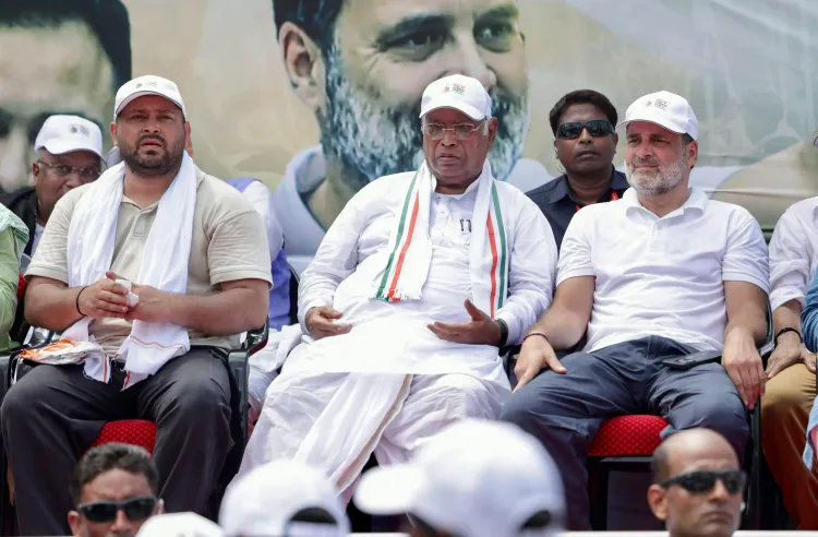 क्या बिहार महागठबंधन में 'मुख्यमंत्री' और 'उपमुख्यमंत्री' चेहरे को लेकर तकरार बढ़ रही है?