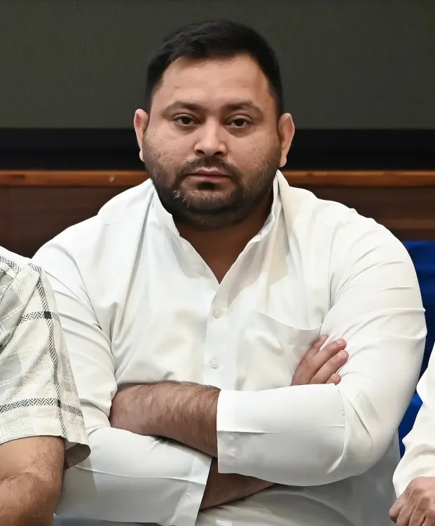तेजस्वी यादव का हमला: बिहार में अपराधियों का राज, CM सम्राट चौधरी के पास न विजन, न रोडमैप