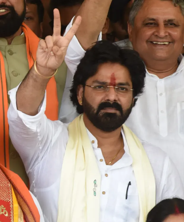 भोजपुर मुठभेड़: भरत भूषण तिवारी की मौत पर MLC पवन सिंह ने निष्पक्ष जांच की मांग उठाई