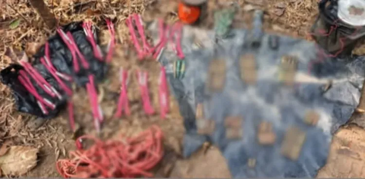 क्या बिहार में नक्सलियों के मंसूबे नाकाम हुए? 29 कॉमर्शियल डेटोनेटर सहित भारी मात्रा में विस्फोटक बरामद