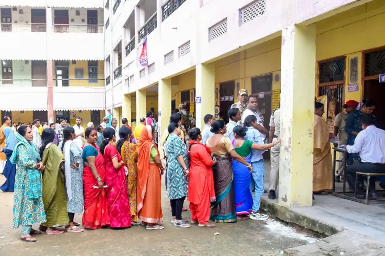 Who are the 1,302 Candidates Competing for 122 Seats in the Bihar Polls?