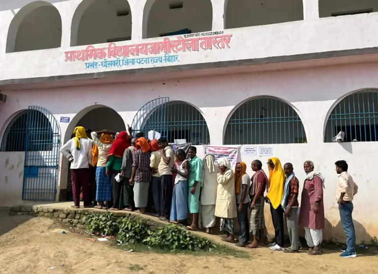 What is the voter turnout in Bihar polls as of 3 p.m.?