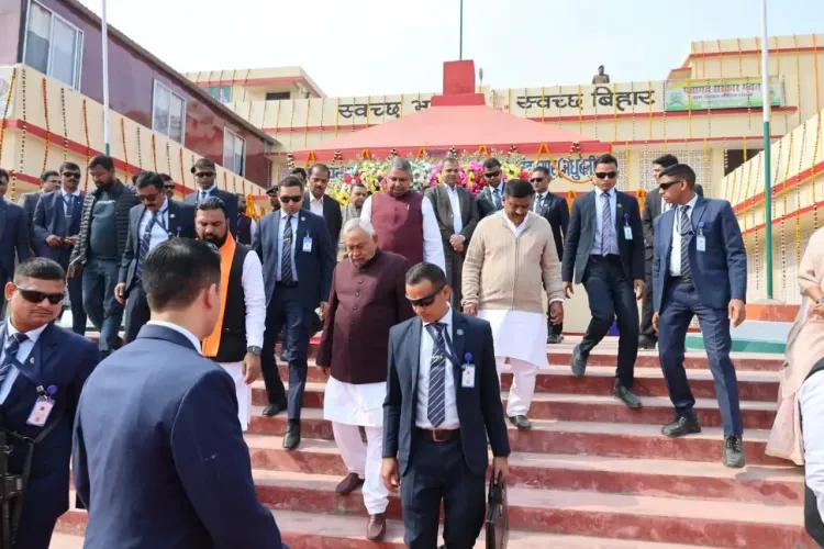 क्या बिहार में समृद्धि यात्रा के दौरान सीएम नीतीश कुमार ने मधुबनी में 395 योजनाओं का उद्घाटन किया?