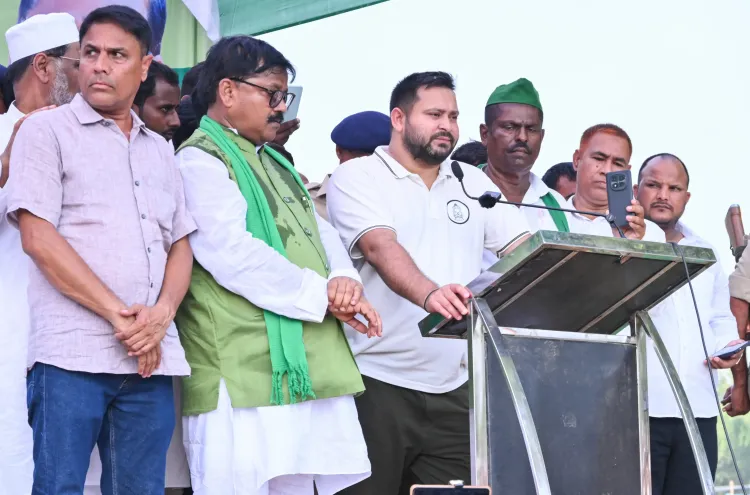 क्या तेजस्वी के 'वक्फ कानून कूड़ेदान में फेंक देंगे' वाले बयान पर भाजपा-जदयू का पलटवार?