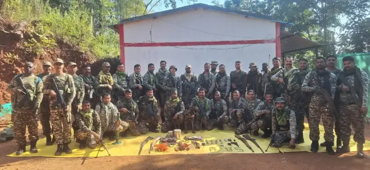 क्या बीजापुर में नक्सलियों की बड़ी साजिश नाकाम हो गई? सीआरपीएफ ने हथियार और विस्फोटक बरामद किए
