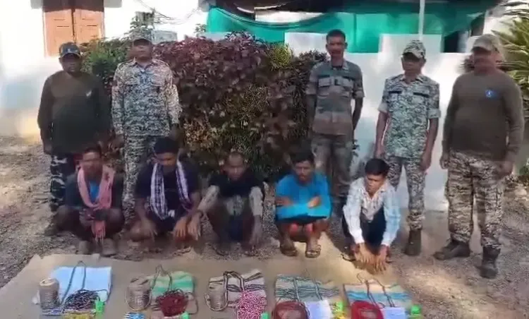 क्या बीजापुर पुलिस ने 7 माओवादियों को विस्फोटक सामग्री के साथ गिरफ्तार किया?