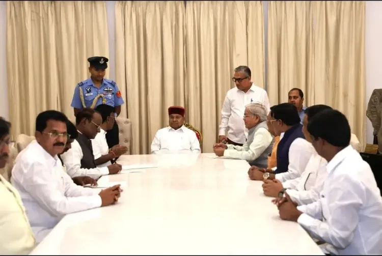 BJP Alleges Karnataka Government's Mismanagement of SC Reservation Policy, Submits Memorandum to Governor