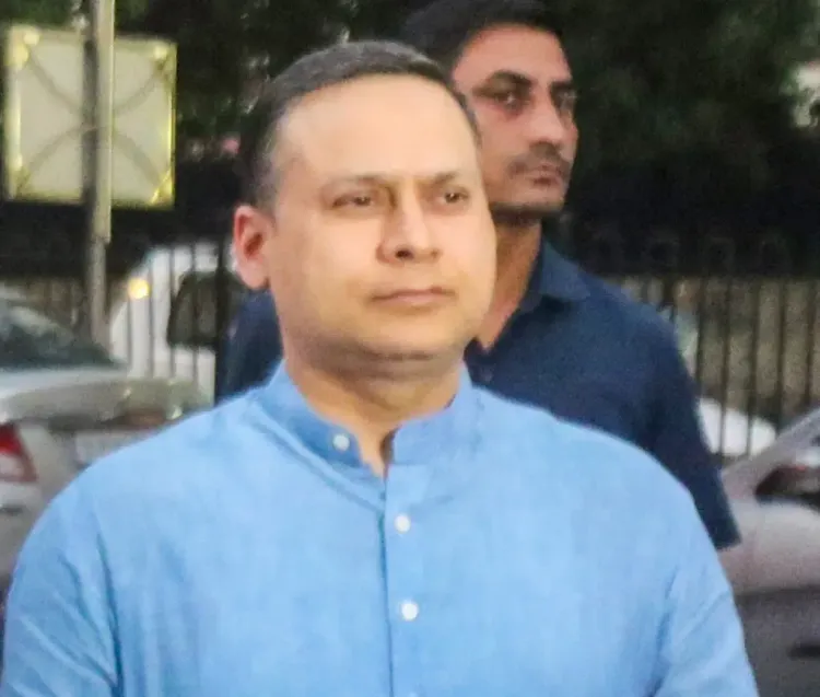 Where Are Rahul Gandhi and Priyanka Gandhi During the Terror Blast?