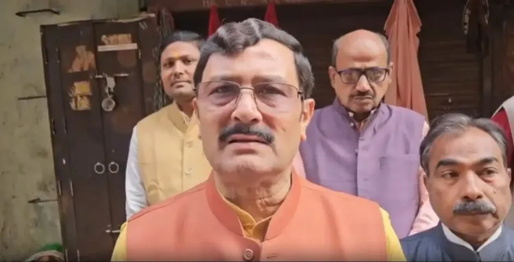 क्या भाजपा और टीएमसी समर्थकों के बीच झड़प के बाद राहुल सिन्हा ने चुनाव आयोग से कार्रवाई की मांग की?