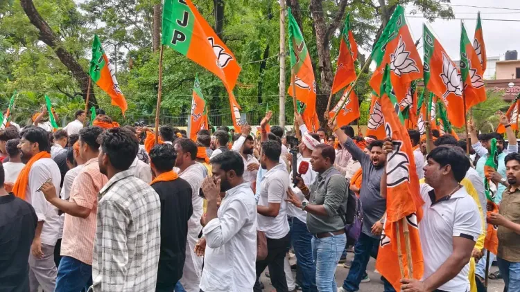 JPSC exam cancellation demand: BJP workers clash with police in Ranchi march