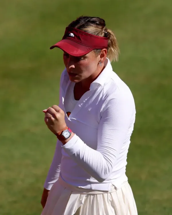 Boulter beats top seed Rybakina 7-5 2-6 7-5 to reach Queen's Club semis