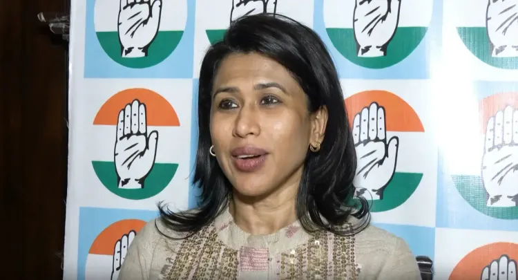 BS-6 वाहन प्रतिबंध से विपक्षी रैली रोकने की साजिश? कांग्रेस प्रवक्ता शमा मोहम्मद का आरोप