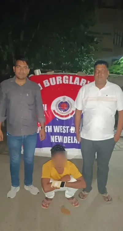 Was a Burglar Disguised as a House Painter Arrested in Delhi?