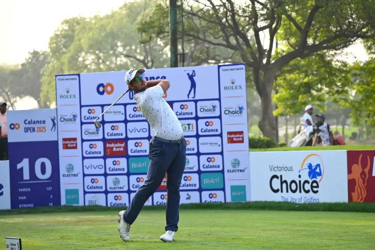 Calance Open: Kshitij Naveed Kaul sets new course record with 60, leads by one after Round 2