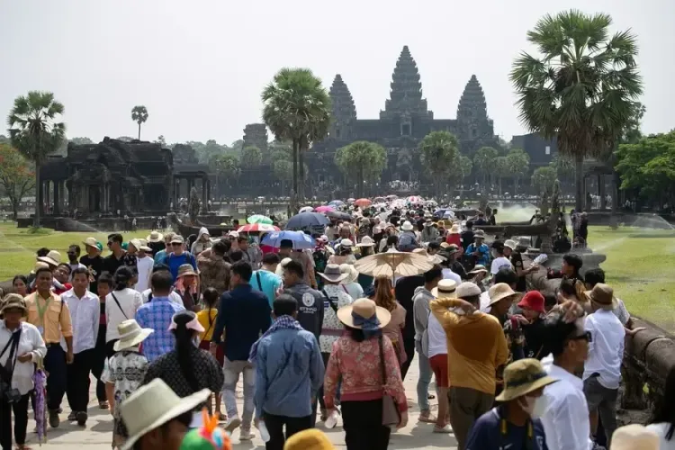Cambodia Aims for 7.5 Million Foreign Tourists by 2025