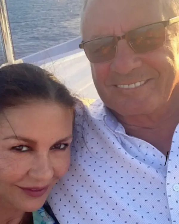 Catherine Zeta-Jones celebrates dad's 80th birthday: 'Luckiest girl in the world'