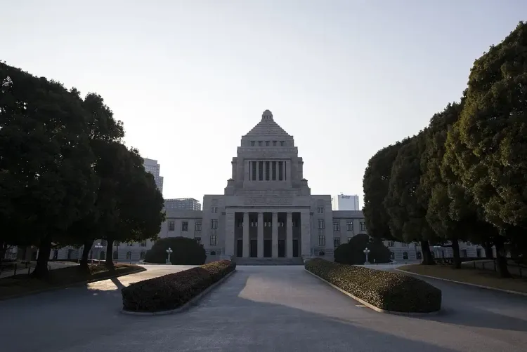 क्या इतिहास पर गहन चिंतन ही जापान का एकमात्र रास्ता है?