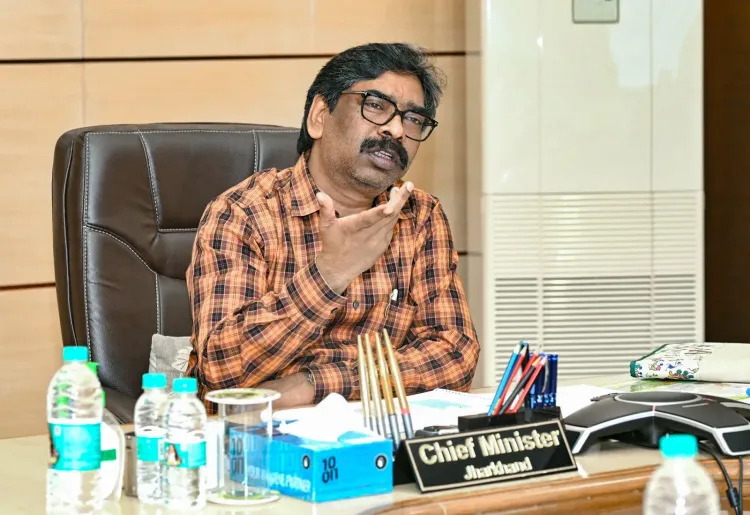 चमोली सुरंग हादसा: झारखंड के खूंटी-गुमला के श्रमिक फंसे, CM सोरेन ने धामी से की बात, हेल्पलाइन जारी