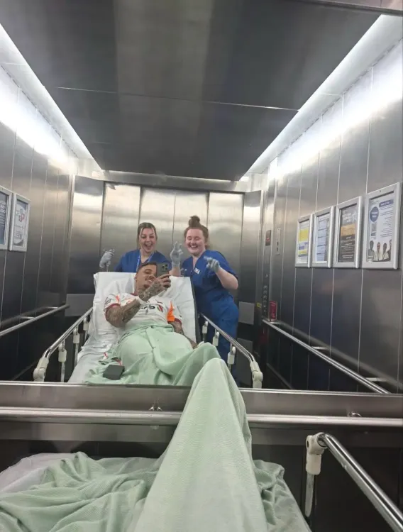 Noa Lang of Galatasaray Undergoes Successful Thumb Surgery After Injury Against Liverpool