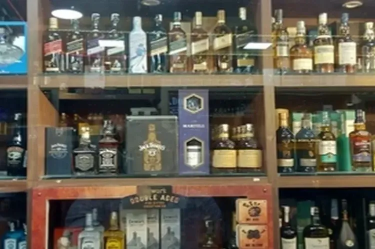 Chandigarh liquor shop owner booked for free 'daaru langar' in Sector 9