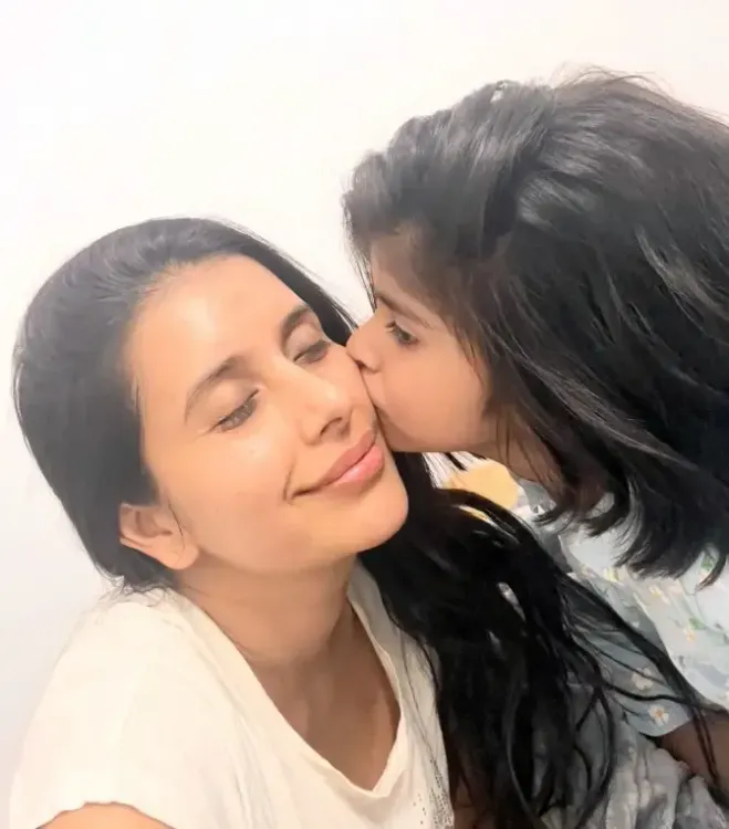 Charu Asopa Celebrates Birthday with Ziana's Heartfelt Kisses