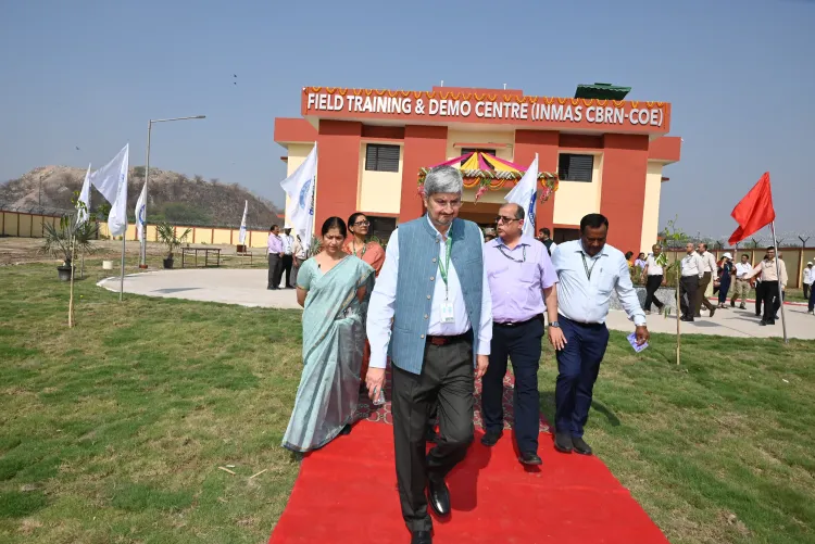 DRDO ने दिल्ली के बुराड़ी में खोला CBRN फील्ड ट्रेनिंग सेंटर, परमाणु-रासायनिक खतरों से निपटने की मिलेगी ट्रेनिंग