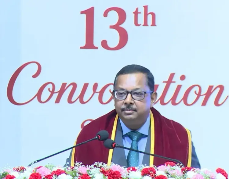 जस्टिस उज्ज्वल भुइयां: छात्रों को सवाल पूछने पर धमकाना असंवैधानिक, असहिष्णुता लोकतंत्र के खिलाफ