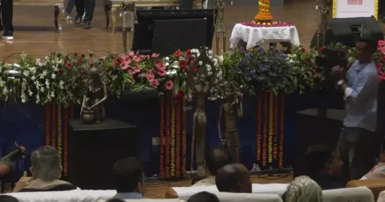Chhattisgarh CMO hosts State Weaver Conference and Gramodyog Swadeshi Exhibition