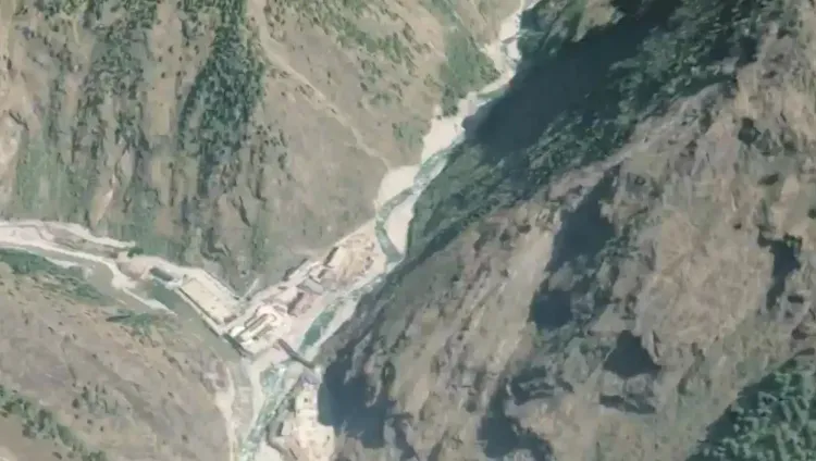 चीलोंग भूस्खलन 2026: ग्लेशियर ढहा, 7 मिनट में तबाही — जानें कैसे हुई यह आपदा