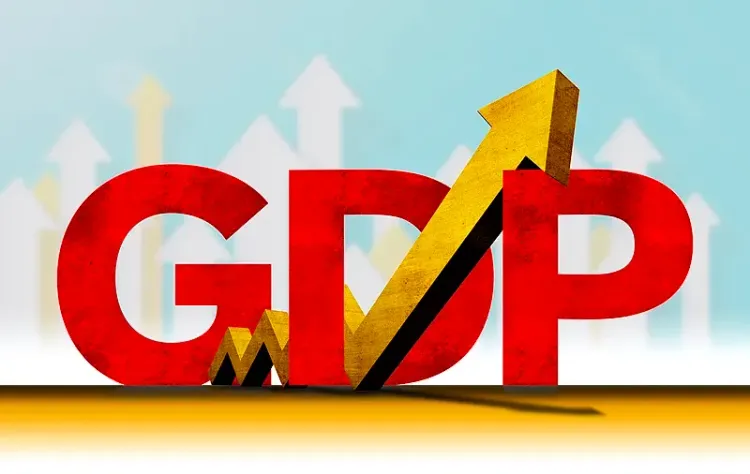 चीन की GDP में 2026 की पहली छमाही में 4.7% की वृद्धि, औद्योगिक उत्पादन में भी तेज़ी