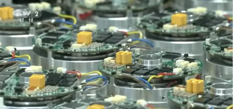 चीन में मानव-आधारित रोबोट उद्योग में तेजी से वृद्धि