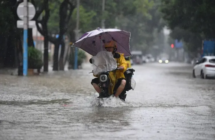 Why Has China Renewed Alerts for Rainstorms and High Temperatures?