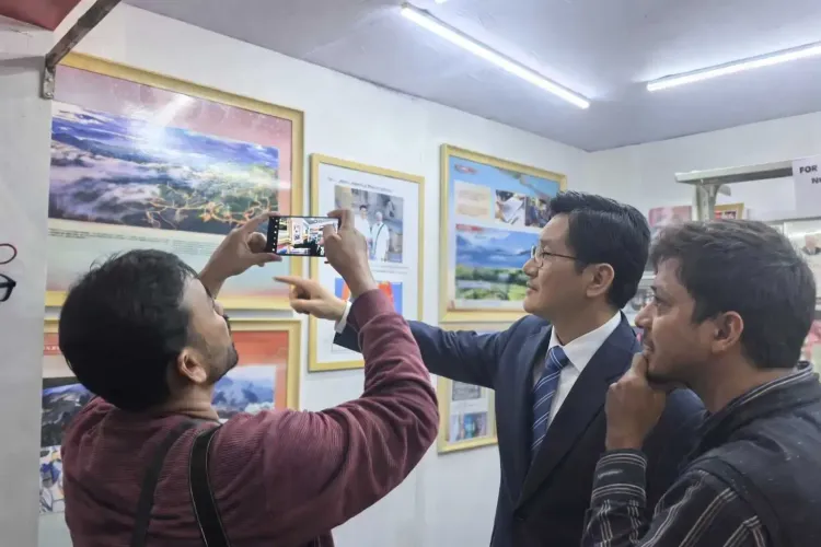 क्या चीनी महावाणिज्य दूत ने 49वें कोलकाता अंतर्राष्ट्रीय पुस्तक मेले के उद्घाटन समारोह में भाग लिया?