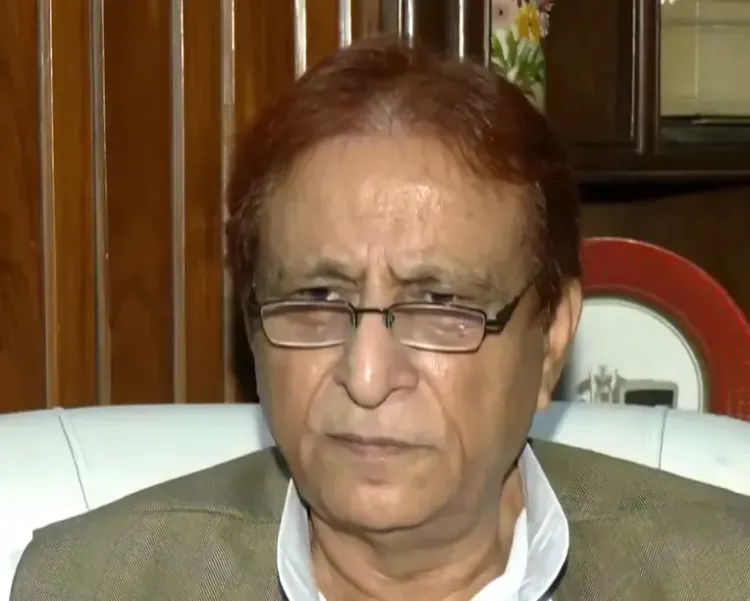 क्या 'मैच शुरू होने पर बैटिंग होगी'? आजम खान ने राजनीतिक पारी को लेकर क्या कहा?