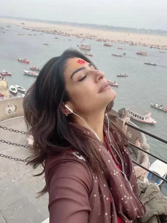 What Messages Did Chiranjeevi, Akshay, and Raveena Share on Mahashivratri?