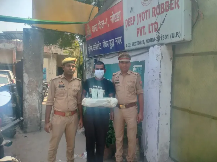 नोएडा: चोरी के लैपटॉप-मोबाइल के साथ 19 वर्षीय युवक गिरफ्तार, अवैध चाकू भी बरामद