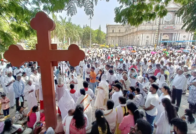 Christians Prepare for Good Friday and Easter Sunday During Holy Week