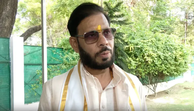 मनोज पांडे का विपक्ष पर पलटवार: चुनाव अनुचित मानते हो तो पहले अपनी सरकारें छोड़ो