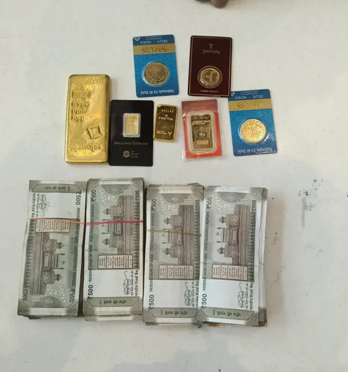 CISF seizes 1.21 kg gold, ₹1.97 lakh cash at IGI Airport Terminal-1